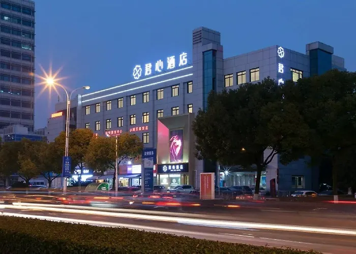 Junxin Hotel